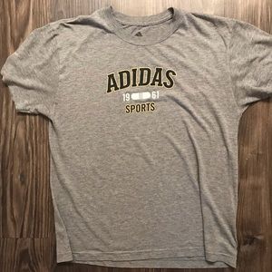 Vintage adidas t shirt